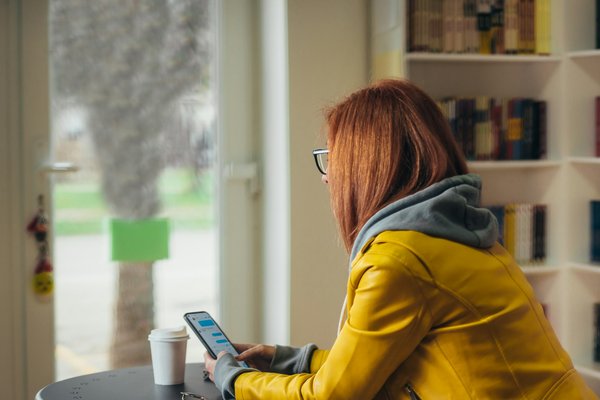 Comment configurer des alertes de rappel pour des événements importants sur un iPhone 14 Pro?